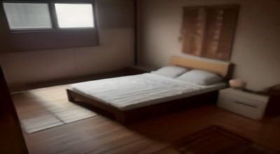 完美体育运动科学资讯：运动员在实验室进行最大摄氧量测试，科研人员记录数据